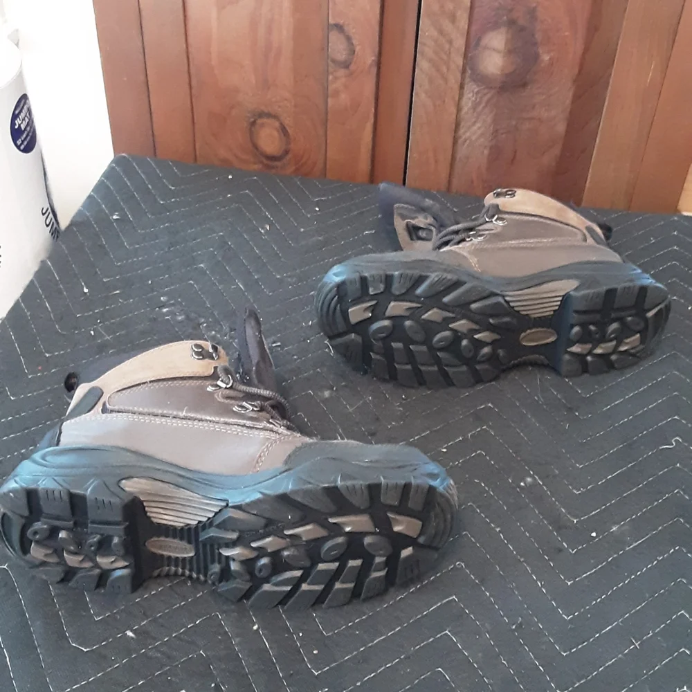 Spencer Wolverines - Picture 13 of 13